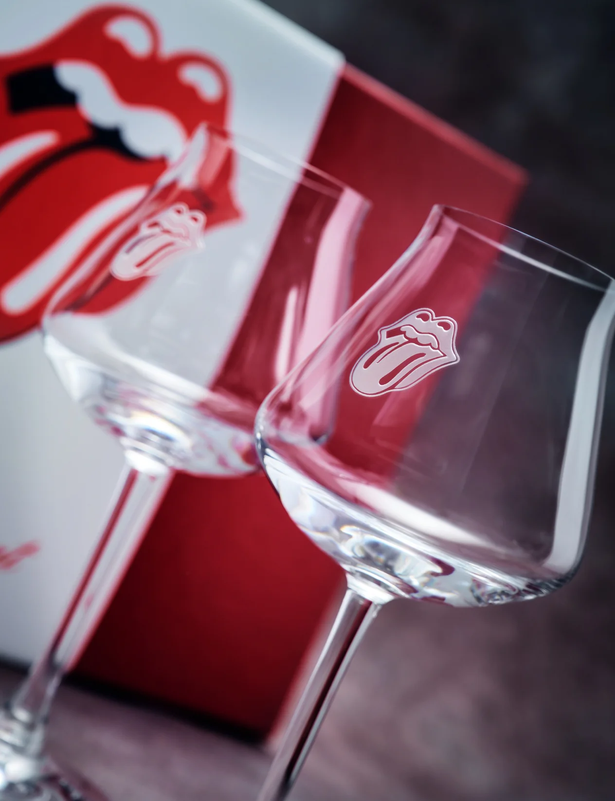 Chateau Baccarat White Wine Set - Image 2