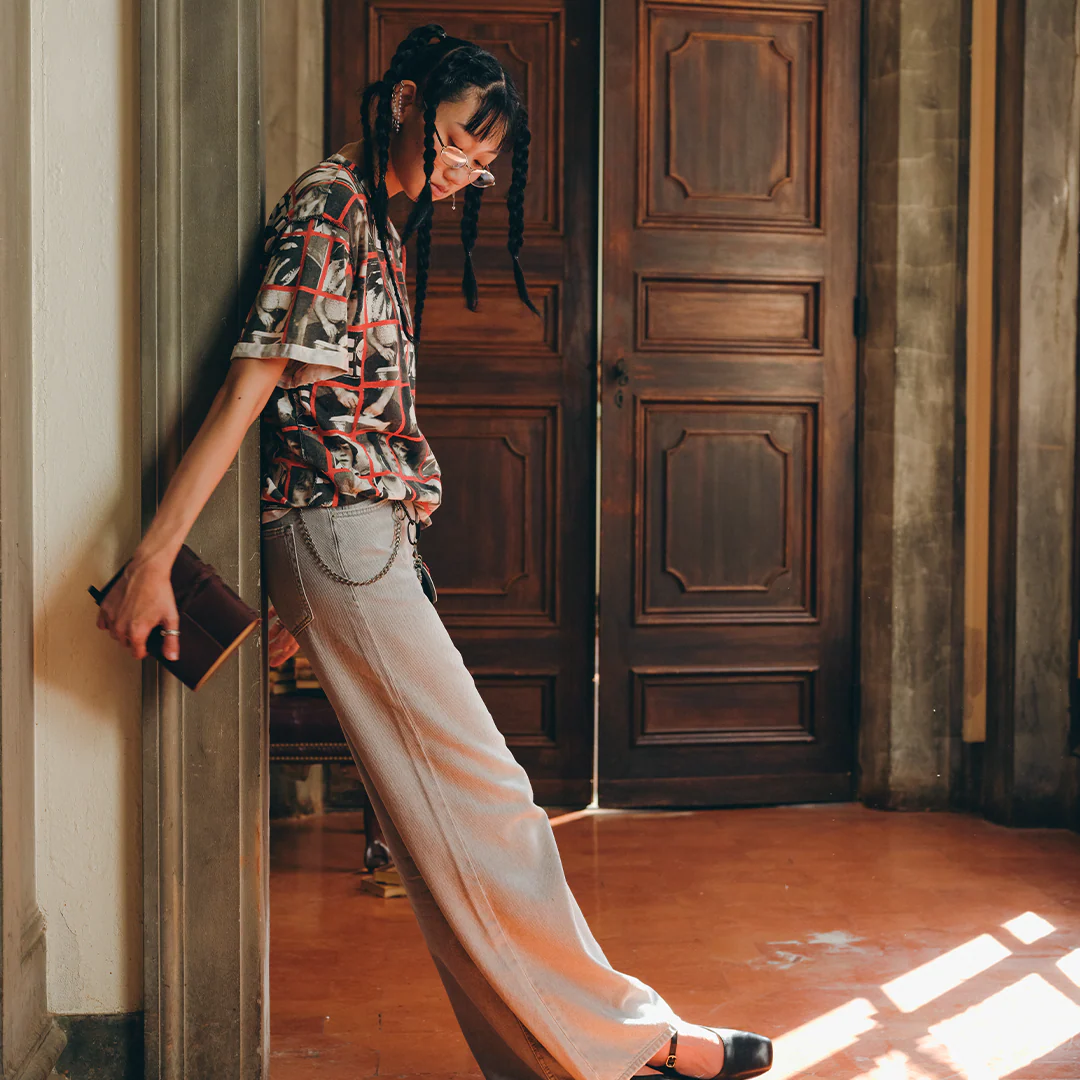 Oversized Vintage Print T-Shirt - Image 3