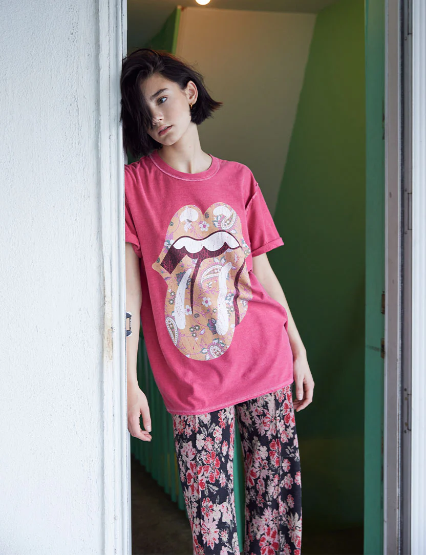 Paisley Classic Tongue Vintage Cuffed Sleeve T-Shirt - Image 3