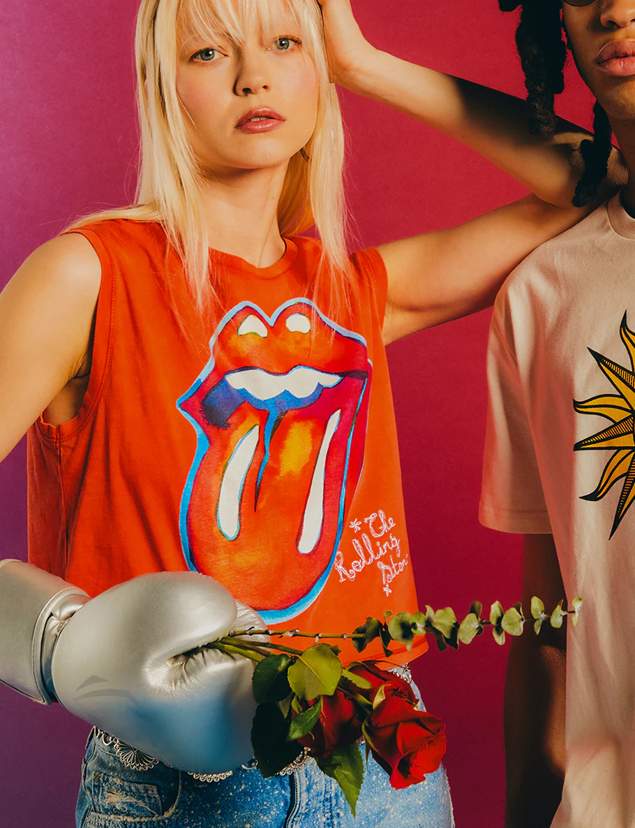 Red Tongue Logo Graphic Print Cropped Vest - Image 3