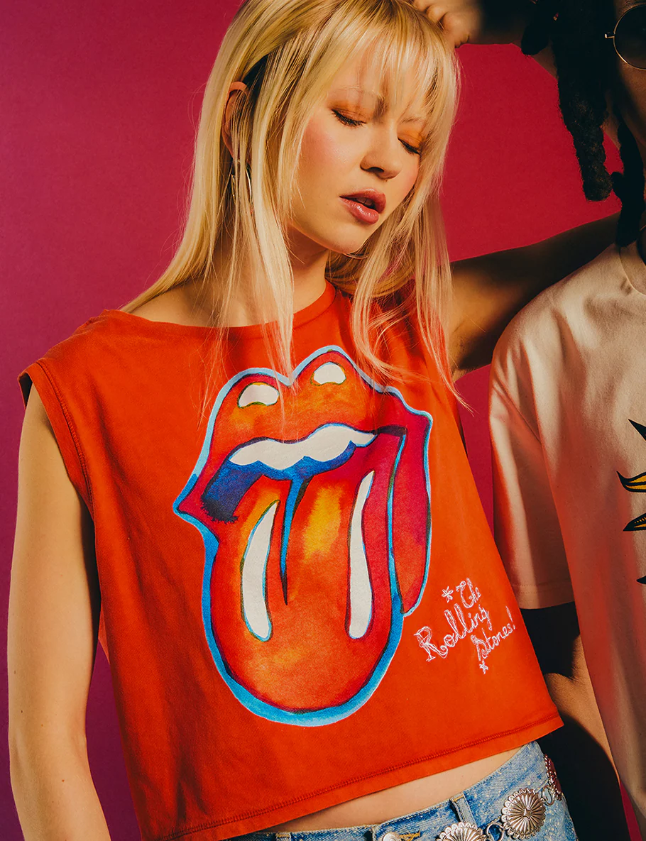 Red Tongue Logo Graphic Print Cropped Vest - Image 4