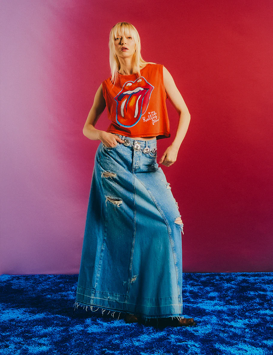 Red Tongue Logo Graphic Print Cropped Vest - Image 5