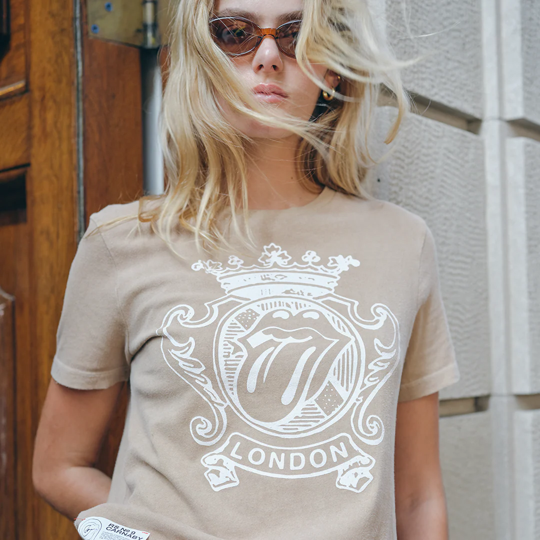 Stones Fitted Crest T-Shirt - Image 2