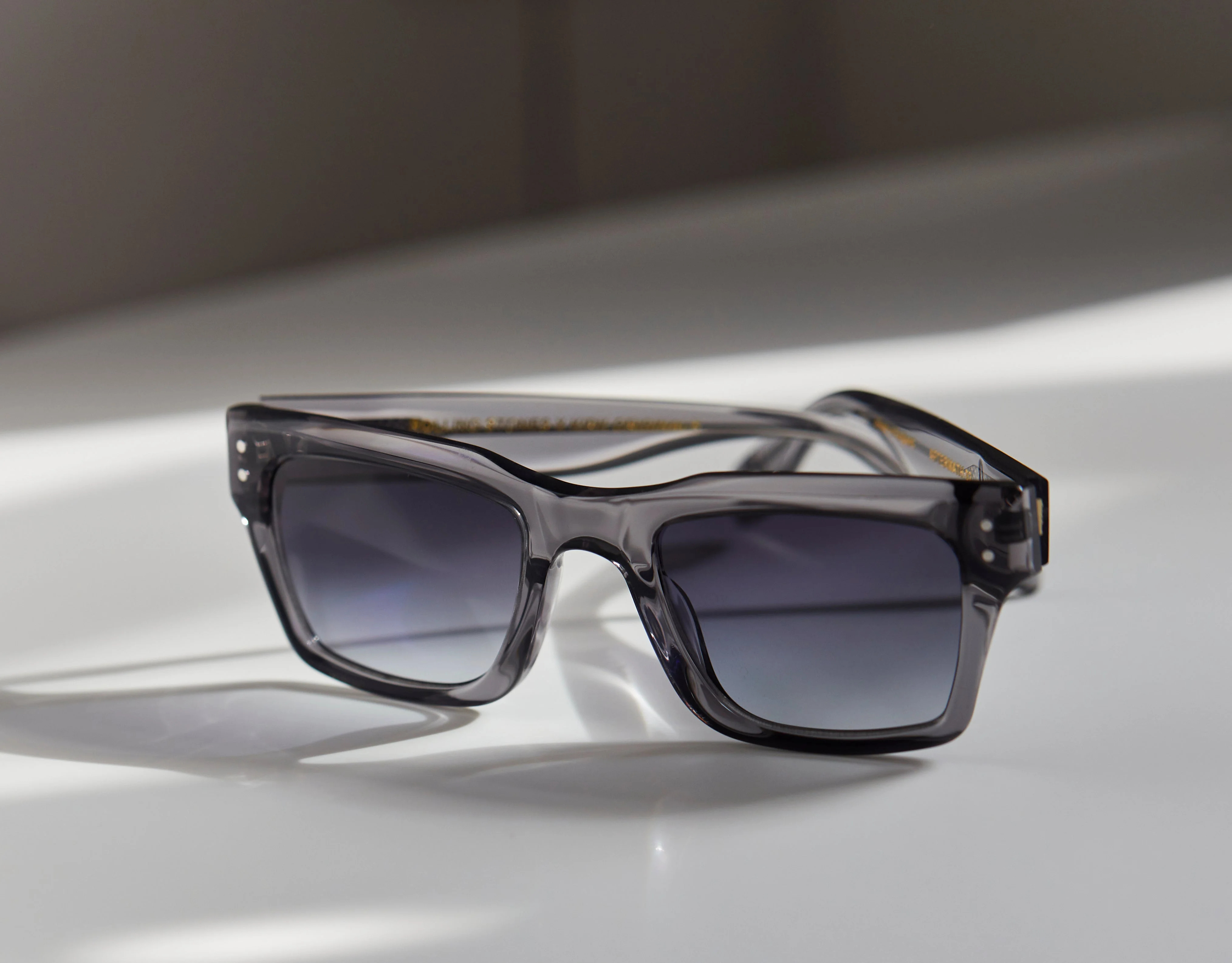 Stones x KIRK – Aftermath The 60’s Icon Smoke Grey - Image 5