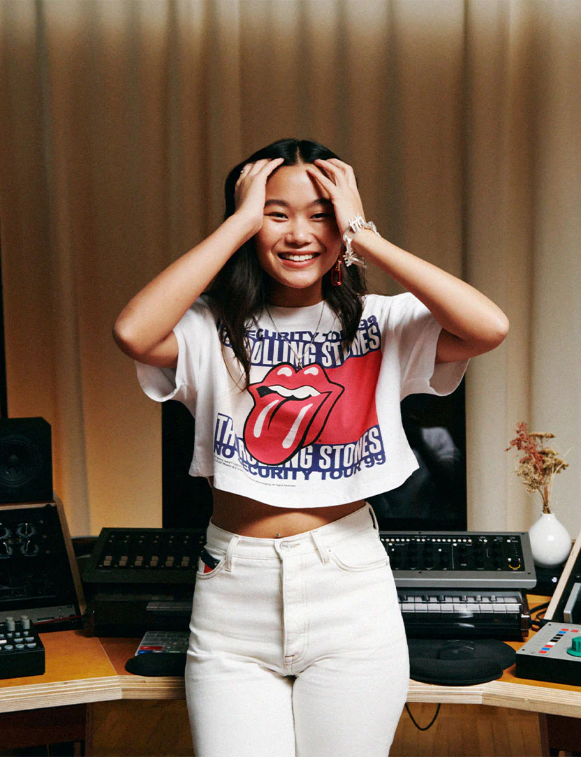 Stones x Tommy Hilfiger Crop T-Shirt - Image 4
